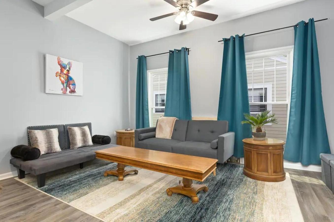 Recently Renovated Chic Durham Farmhouse 外观 照片